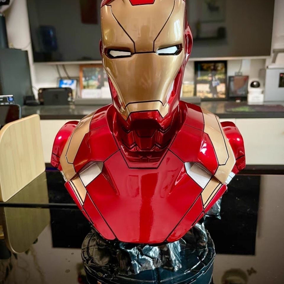 Mô Hình Nhân Vật Iron Man MK46 Trong Phim Avengers 4