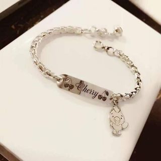 Lắc bạc khắc tên bé