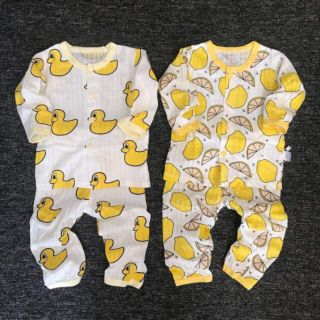 Thanh lý sét 2 Bộ cotton giấy dài tay cho bé