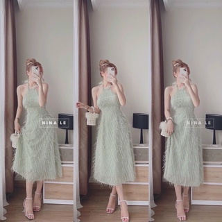 Đầm maxi cổ yếm lông vũ