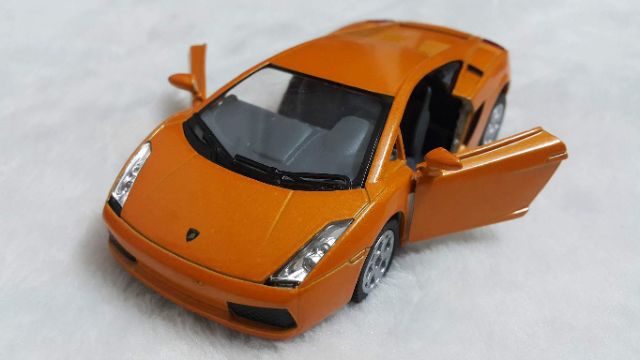 Xe mô hình tĩnh Kinsmart