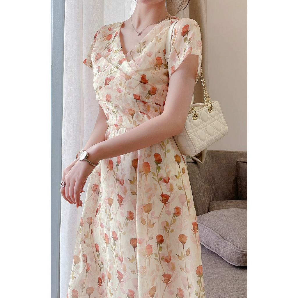 VÁY CỔ TIM NGỰC XẾP XIÊN