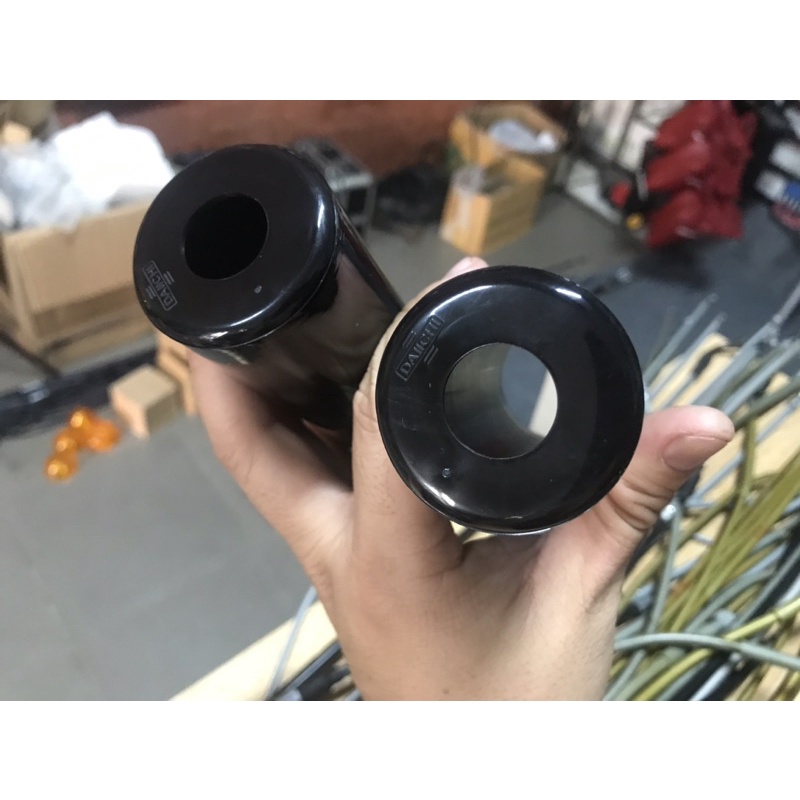 Ống nhựa phuột sau 67 đen