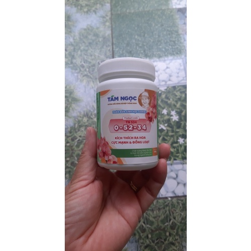 Phân bón lá NPK 0-52-34 ra hoa mạnh và đồng loạt SP của thầy tám Ngọc- chai 100 gram