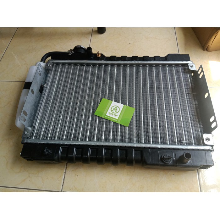 Két nước xe ba gác loại 1