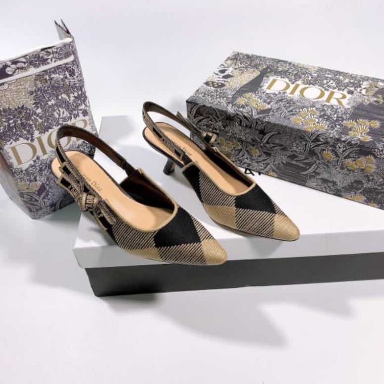 B(ẢNH THẬT) Sandal 5p Ja Gót Cong Caro Dệt Lót Da Mềm Êm Fullbox Bill Túi Cao Cấp