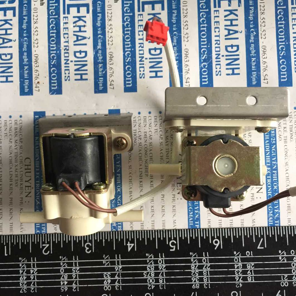 van điện DC12V 380mA 4W 1in 1out loại lớn + GIÁ ĐỠ kde3569