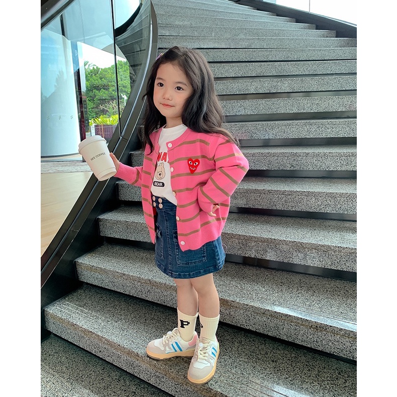 C005 - Chân váy jean bé gái sz 90-140, chân váy chữ A chu bé 2 túi phía trước hè 2022