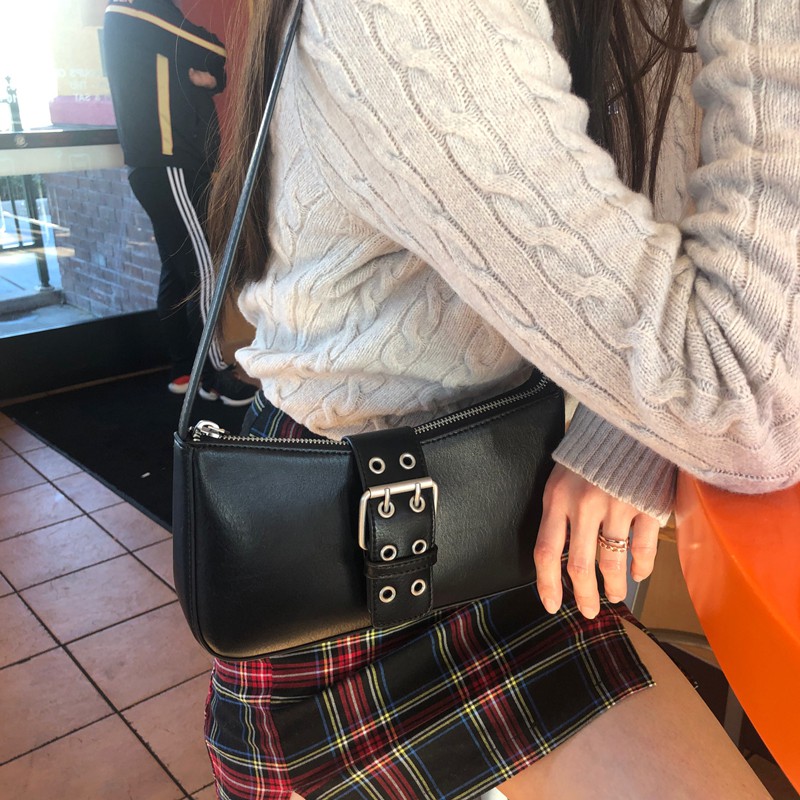 Video sẵn Túi kẹp nách đen có khóa gập S003 | BigBuy360 - bigbuy360.vn