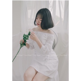 Váy trắng trễ vai đan dây