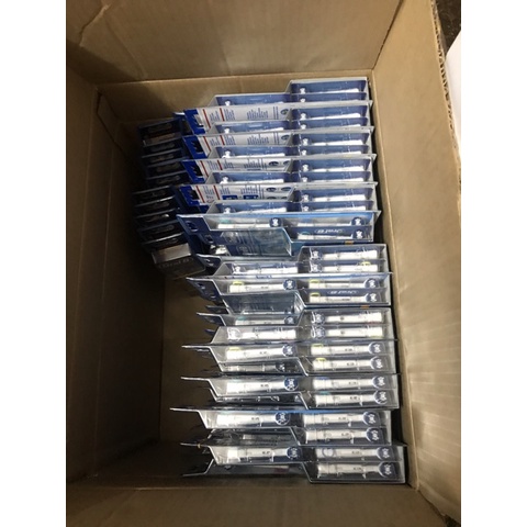 Bàn chải điện oral b người lớn ( 1 bàn chải kèm 1 đầu bàn chải)