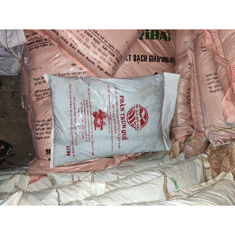 phân trùn quế nguyên chất giảm ẩm túi 10kg củ chi(có giao hỏa tốc)- bón rau và cây ăn trái rất tốt