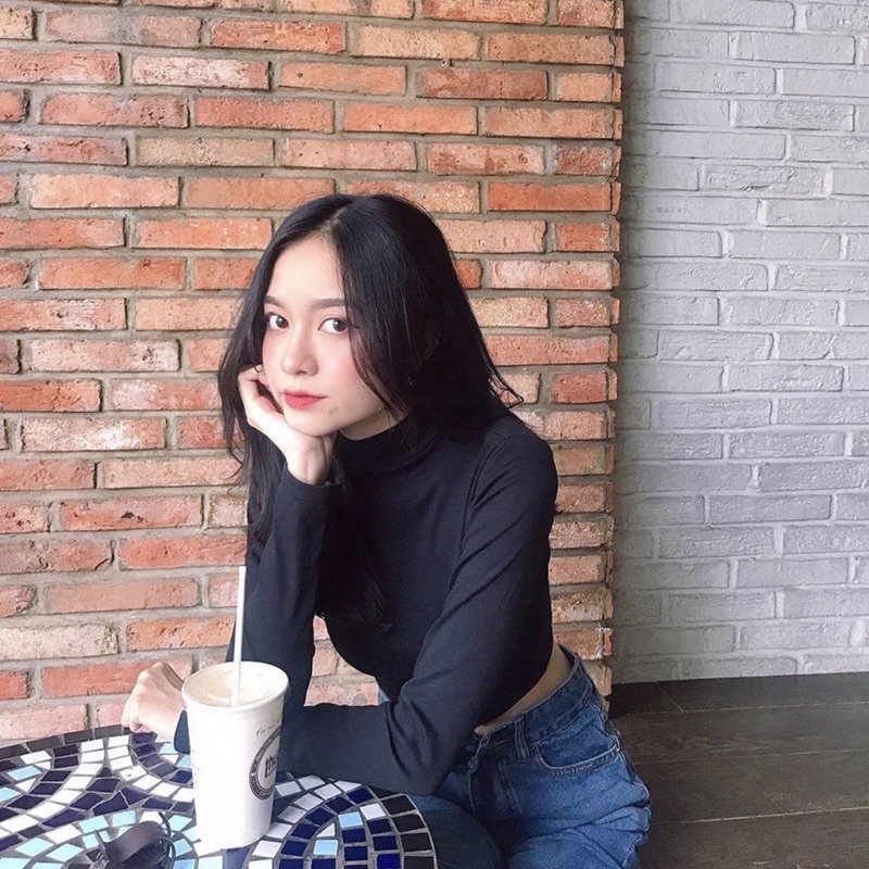 [Mã FAMARAL1 giảm 10K đơn 50K] Áo croptop nữ kiểu cổ lọ tay dài