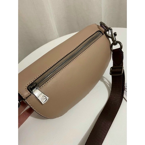 ‼️Rẻ nhất Shopee‼️Túi Bao tử COACH Bethany Belt Bag In Blocked Signature