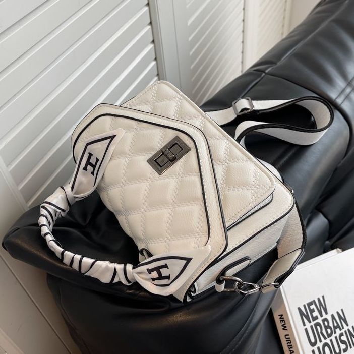 Túi Đeo Vai Sức Chứa Lớn Thời Trang Mới 2022 Dành Cho Nữ Dễ Phối Đồ