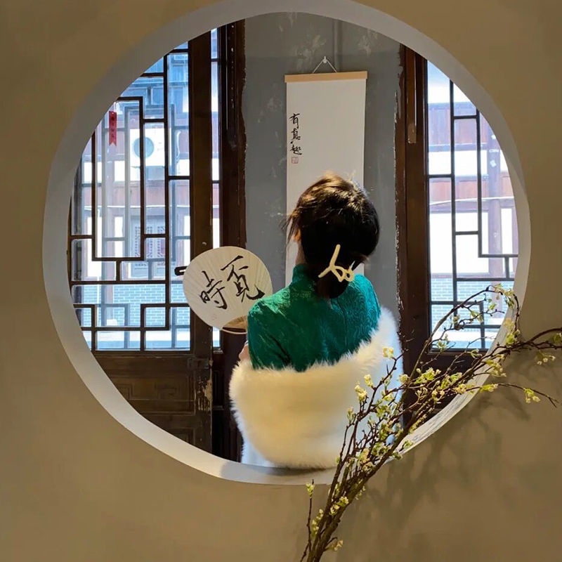 [M &amp; E] Hàng Có Sẵn Áo Choàng Sườn Xám Phối Lông Dày Cao Cấp Giữ Ấm Mùa Thu Đông Phong Cách Retro Cho Nữ