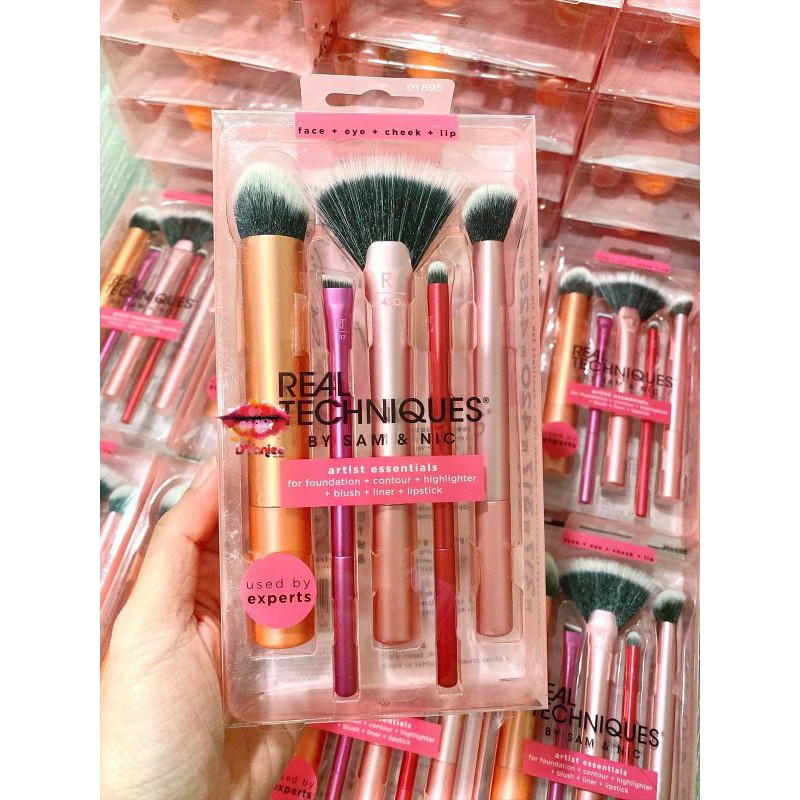 Bộ Cọ REAL TECHNIQUES Artist Essentials Set - 5 Cọ