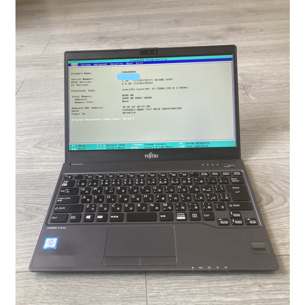 Laptop Fujitsu U937