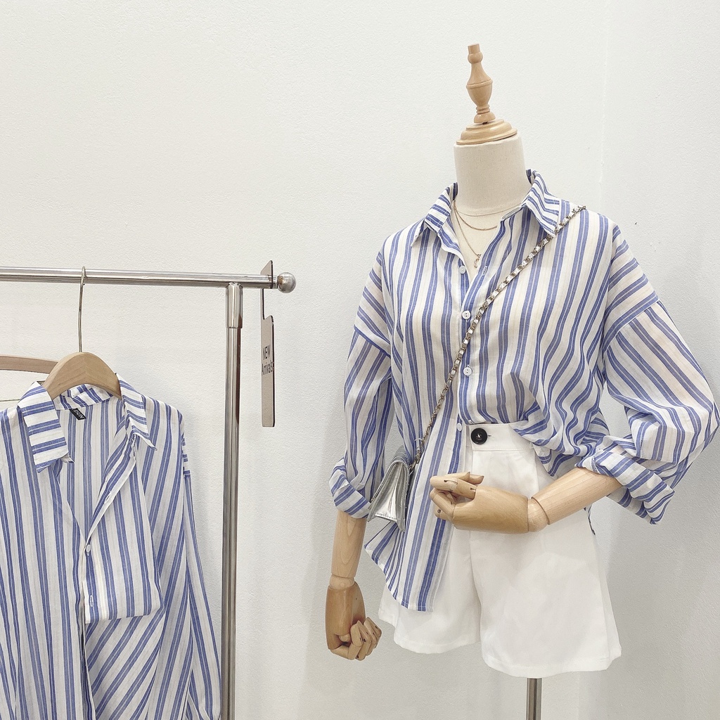 Sét bộ nữ áo sơ mi kẻ xanh dáng rộng dài tay chất thô đũi kèm quần short (sooc) kaki cạp cao màu trắng fullsize sẵn