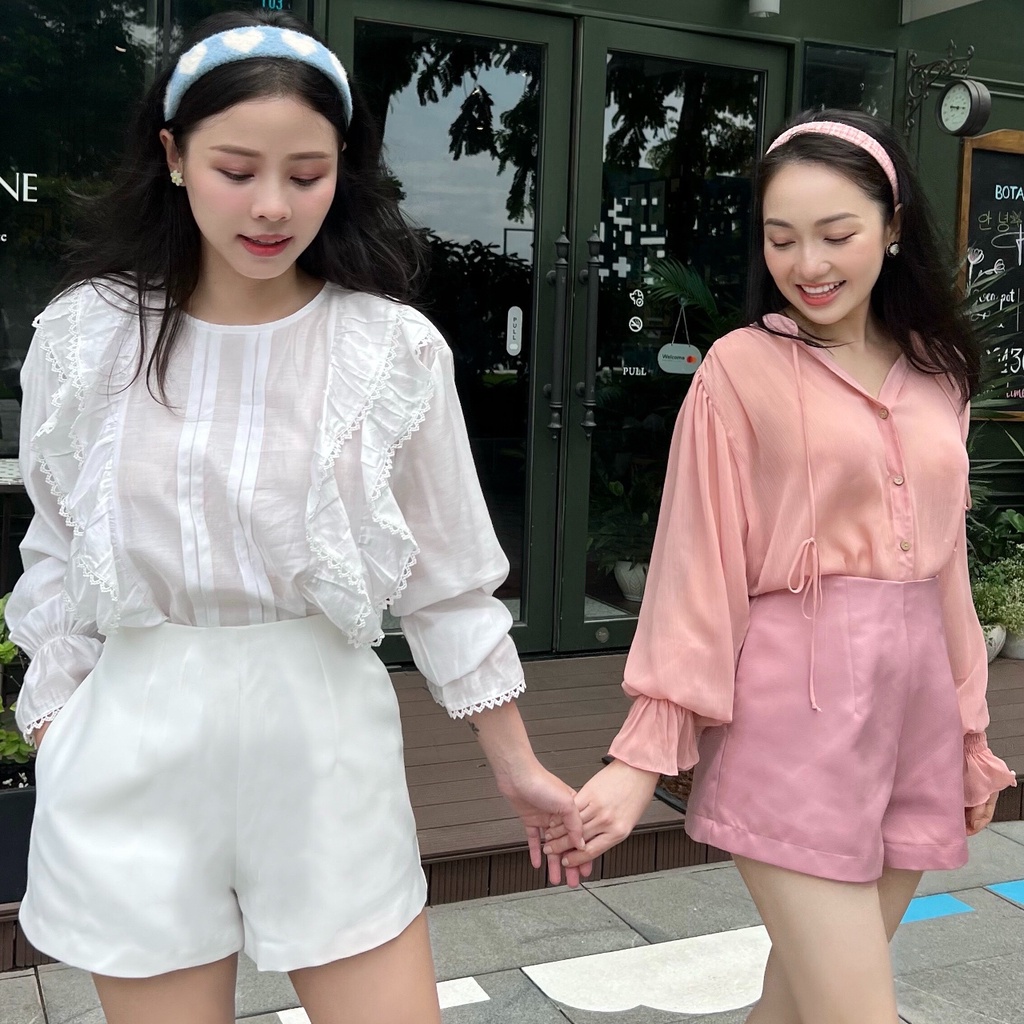 KIOBI - Quần shorts Cindy form lưng cao dáng cơ bản, 3 size S | M | L, có túi, vải kaki gân trắng - KIQS224139TS