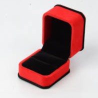 Hộp nhung đỏ viền đen đựng nhẫn đơn,nhẫn đôi siêu đẹp, 6x5,5x5cm giá sỉ