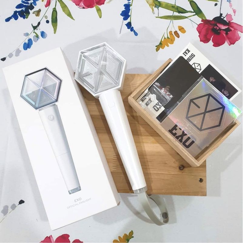 ( UNOFF) Lightstick EXO VER 3 gậy cổ vũ ánh sáng nhóm nhạc idol Hàn Quốc quà tặng xinh xắn