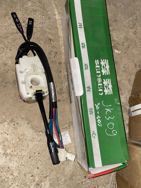 Sản phẩm gia đình làm: Công tắc tổng hợp JK309