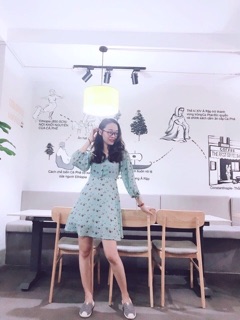 Đầm Bông Cổ Vuông Nút Bọc