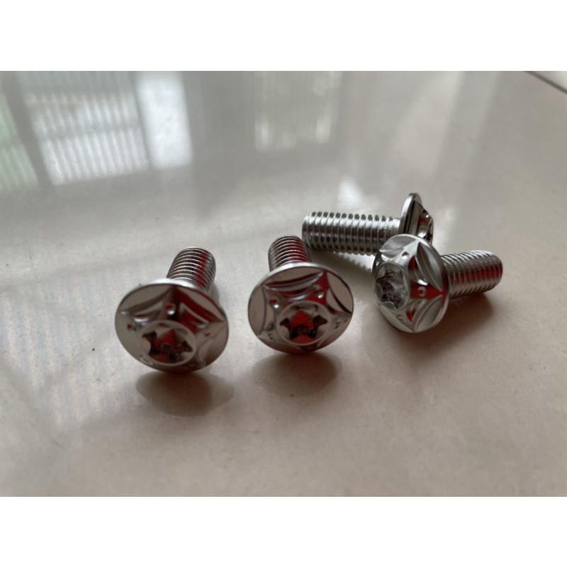 4 ốc đĩa salaya 8l20