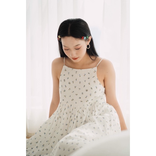 Daisy Dress - Đầm dây vải đũi hoa nhí xanh