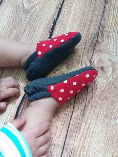 Giày nỉ bông cho bé