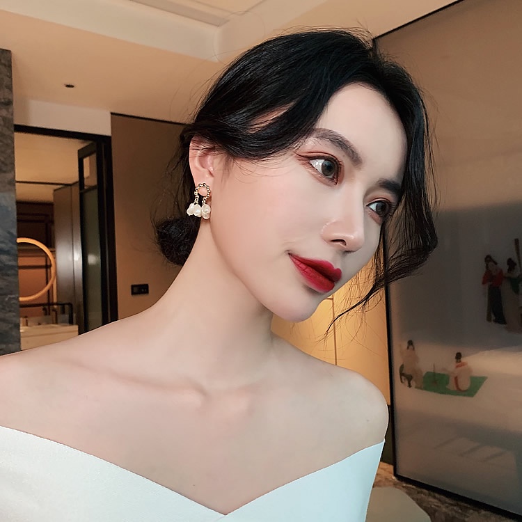 Đôi Bông Tai Ngọc Trai Thời Trang