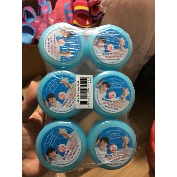 Kem dưỡng ẩm dưỡng da mềm mịn Gohnson’s Baby hộp 50g