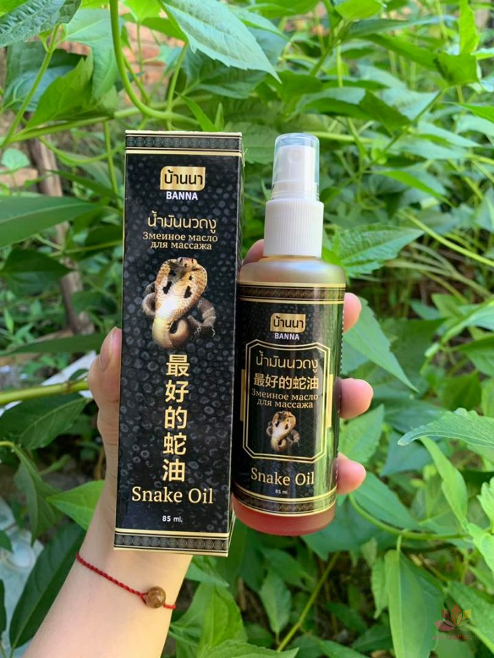 Dầu xịt xoa bóp Banna Snake Oil (Thái Lan)