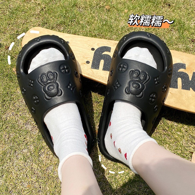 Dép bánh mì nữ dập nổi hình gấu chống thấm nước siêu đẹp