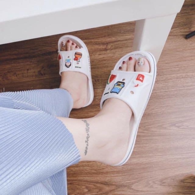 Dép quai ngang mẫu mới siêu hot tặng kèm 6 sticker 2020 | BigBuy360 - bigbuy360.vn