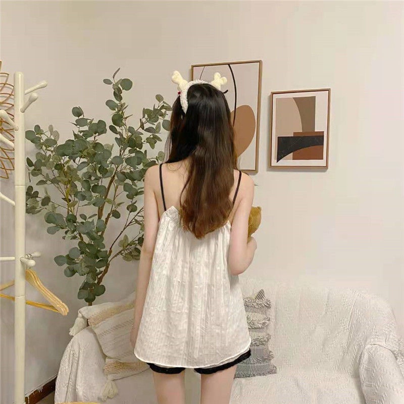 Bộ Đồ Ngủ Hai Mảnh Gồm Áo Và Quần Ngắn Mỏng Phong Cách Công Chúa Mới Dành Cho Nữ