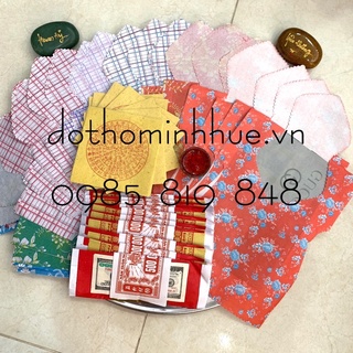 [Set 1 mâm] 50 bộ Quần áo chúng sinh gấp sẵn loại đẹp + 10 Lễ tiền vàng mã + 1 tập tiền vãng sinh mã + 1 cốc nến