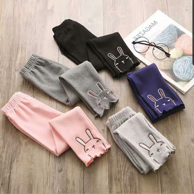 QUẦN LEGGING LEN TĂM BÉ GÁI 8-18KG THÊU HÌNH MÈO HÌNH THỎ CỰC DỄ THƯƠNG - QATE16