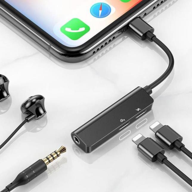Jack Chuyển Đổi Âm Thanh CALL52-01 Từ Cổng Lightning Sang Cổng 3.5mm