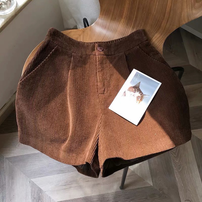 [Mã SKAMLTSM9 giảm 10% đơn 99K] Quần Short Nữ vải Nhung Thời Trang Cá Tính