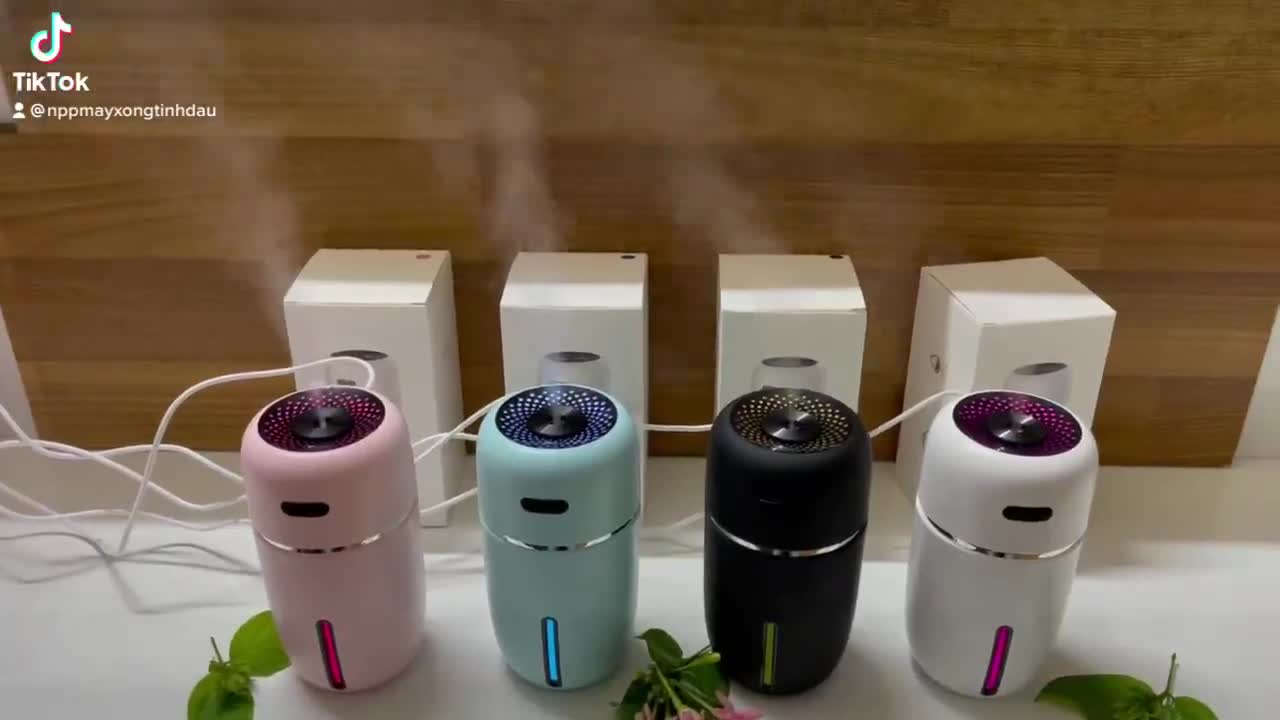 Máy xông tinh dầu ô tô - Tạo độ ẩm cân băng không khí | BigBuy360 - bigbuy360.vn