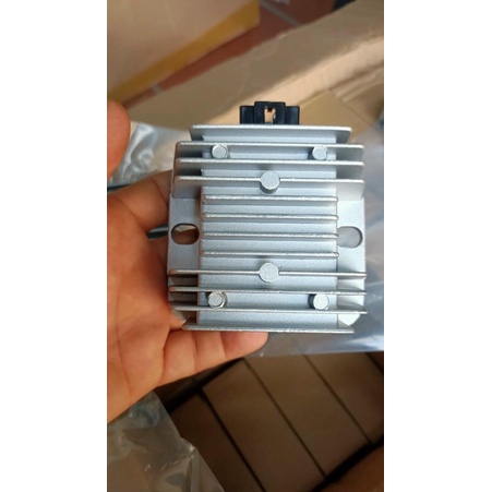 Sạc độ tăng dòng xe Honda Dream Wave , Sạc tăng áp cho xe yếu bình