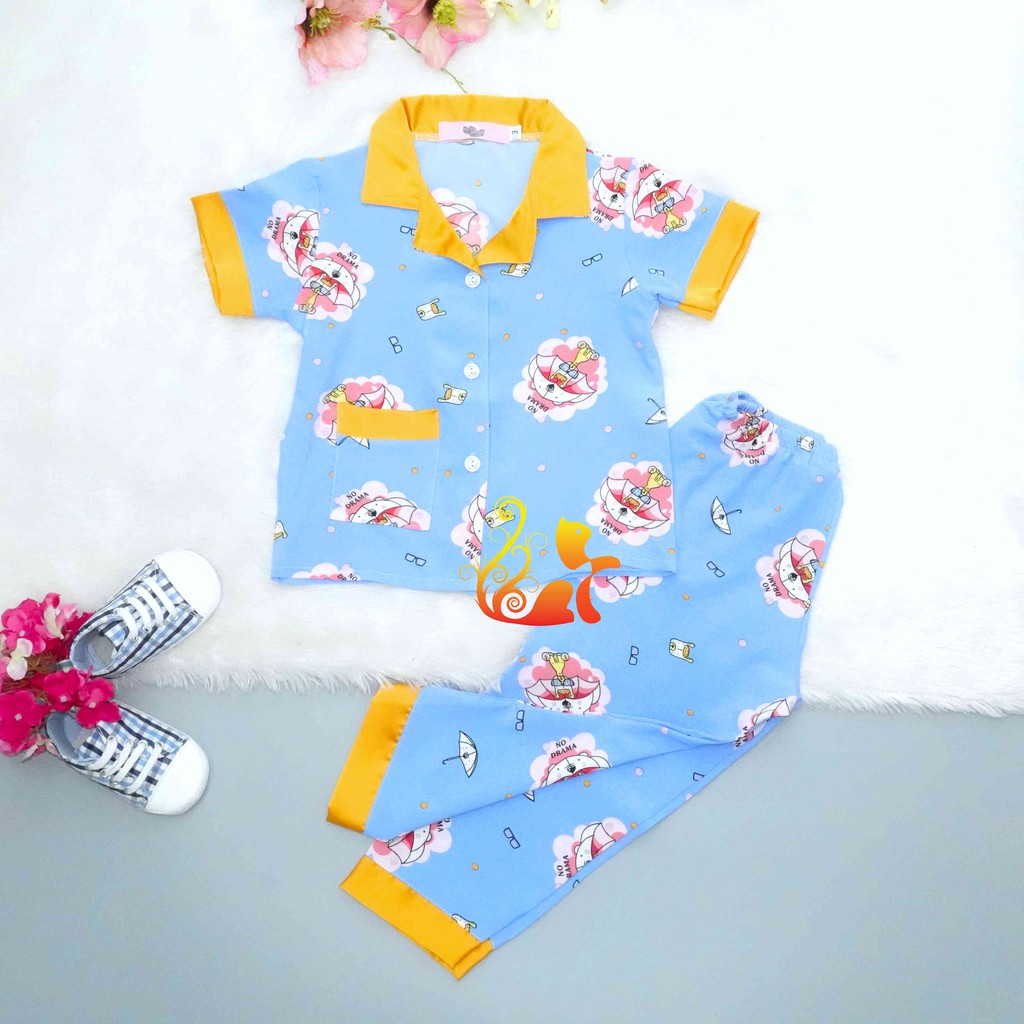 Bộ Đồ Pijama Satin Lụa Hàn &quot;Chó dù&quot; Phối Cổ Trơn Quần Dài Cho Bé - Từ 12kg - 42kg.