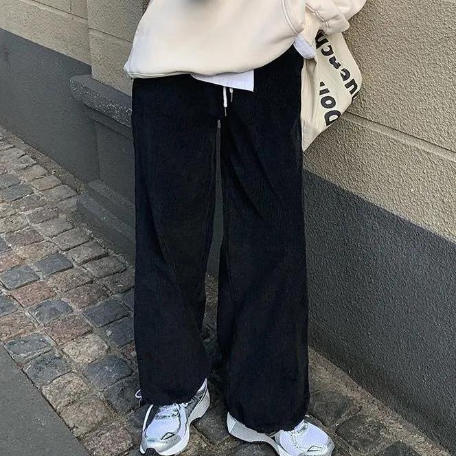 Quần nhung ống rộng phong cách thời trang Hàn Quốc cho nữ