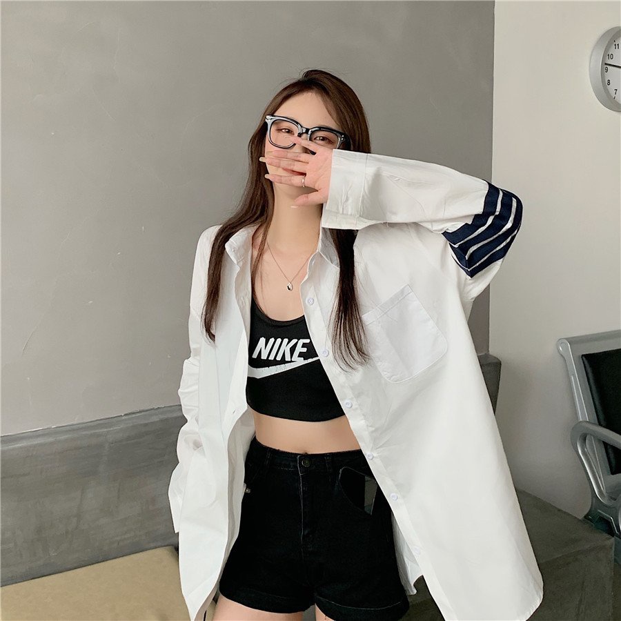 Áo sơ mi trắng nữ dáng dài trùm mông tay sọc