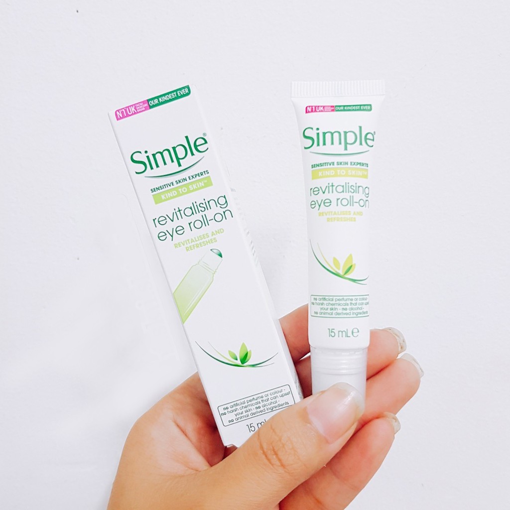 Lăn Dưỡng Mắt Simple Kind To Eyes Revitalising Eye Roll On