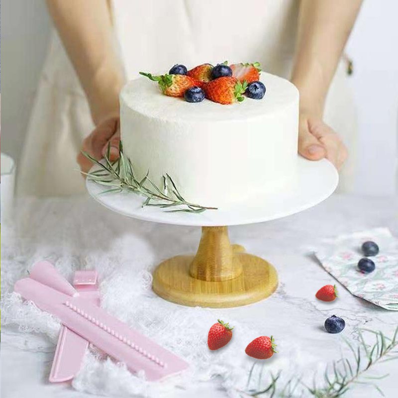 Dụng cụ hỗ trợ làm mịn kem Walfos trên bánh bàn xoay tiện lợi có 2 màu