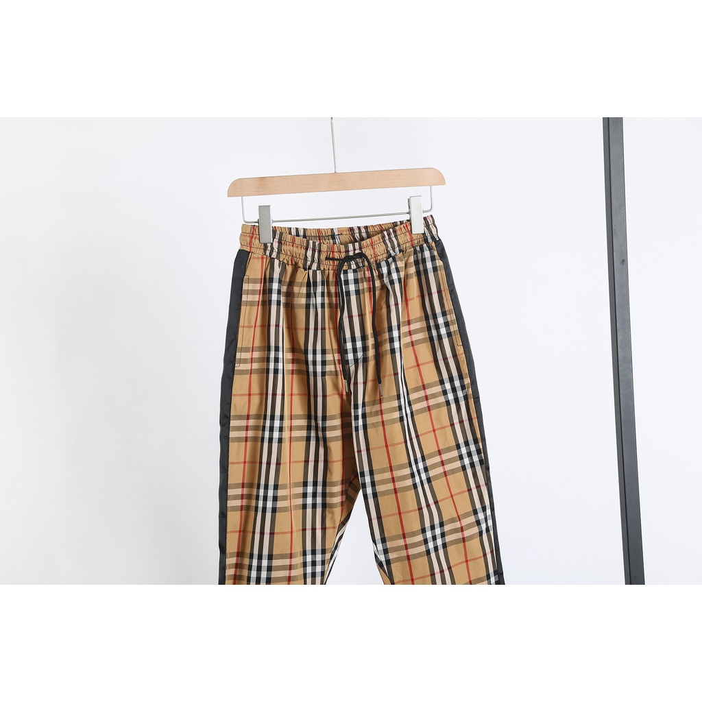 Quần Burberry Vintage FW21