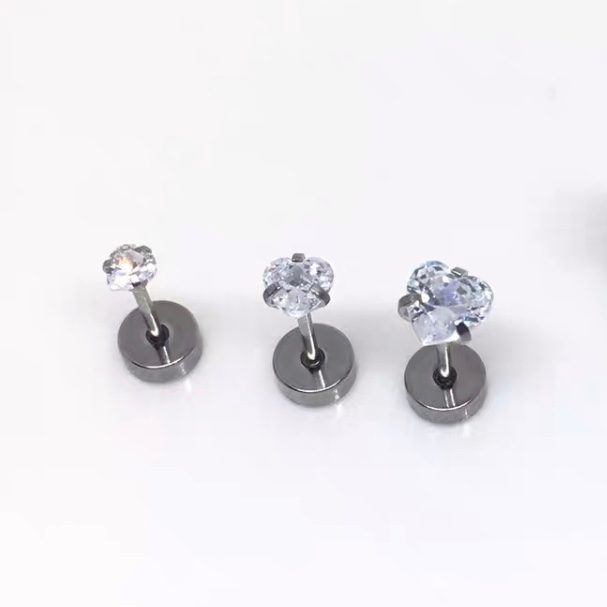 Khuyên tai trái tim đính đá Unisex không gỉ